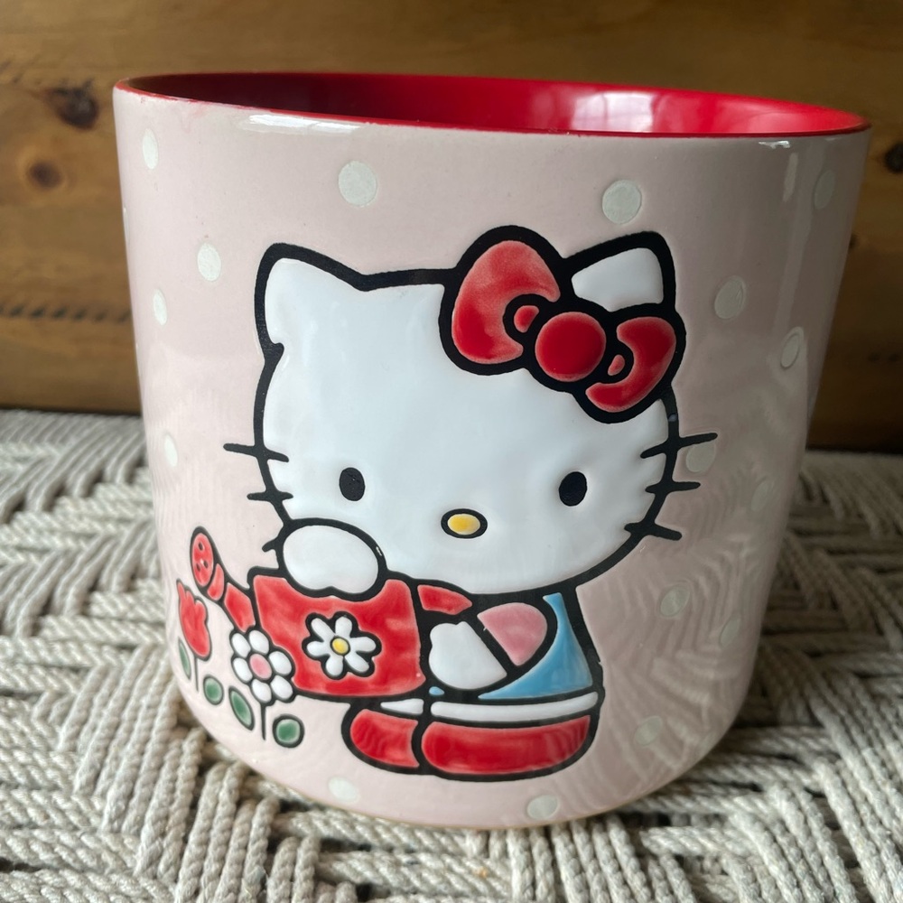 New New Hello Kitty planter pot